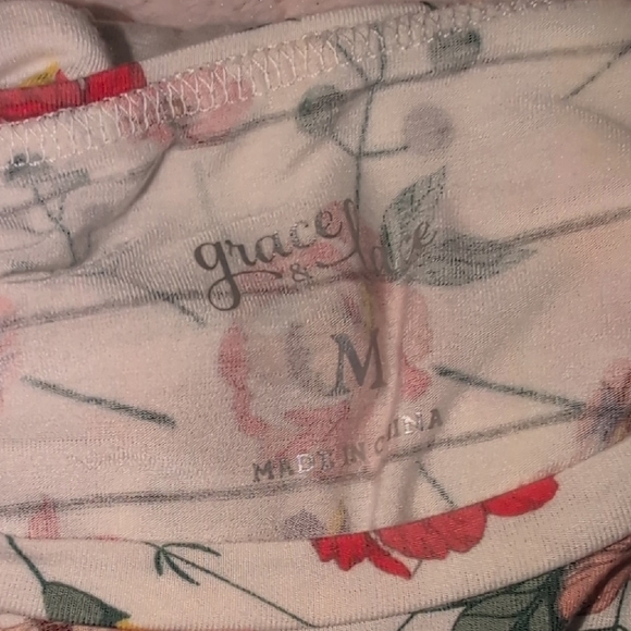 Lot Of FIVE Grace & Lace T-shirts - Picture 10 of 13